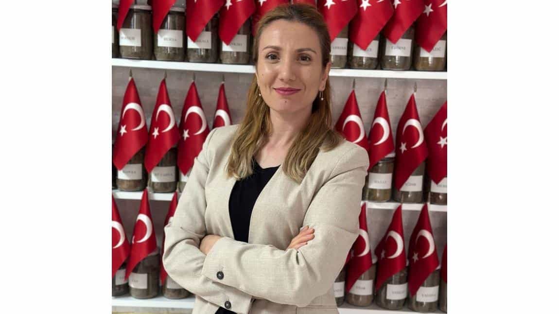 Eda ÖZTÜRK BAYRAM - Okul Öncesi Öğretmeni